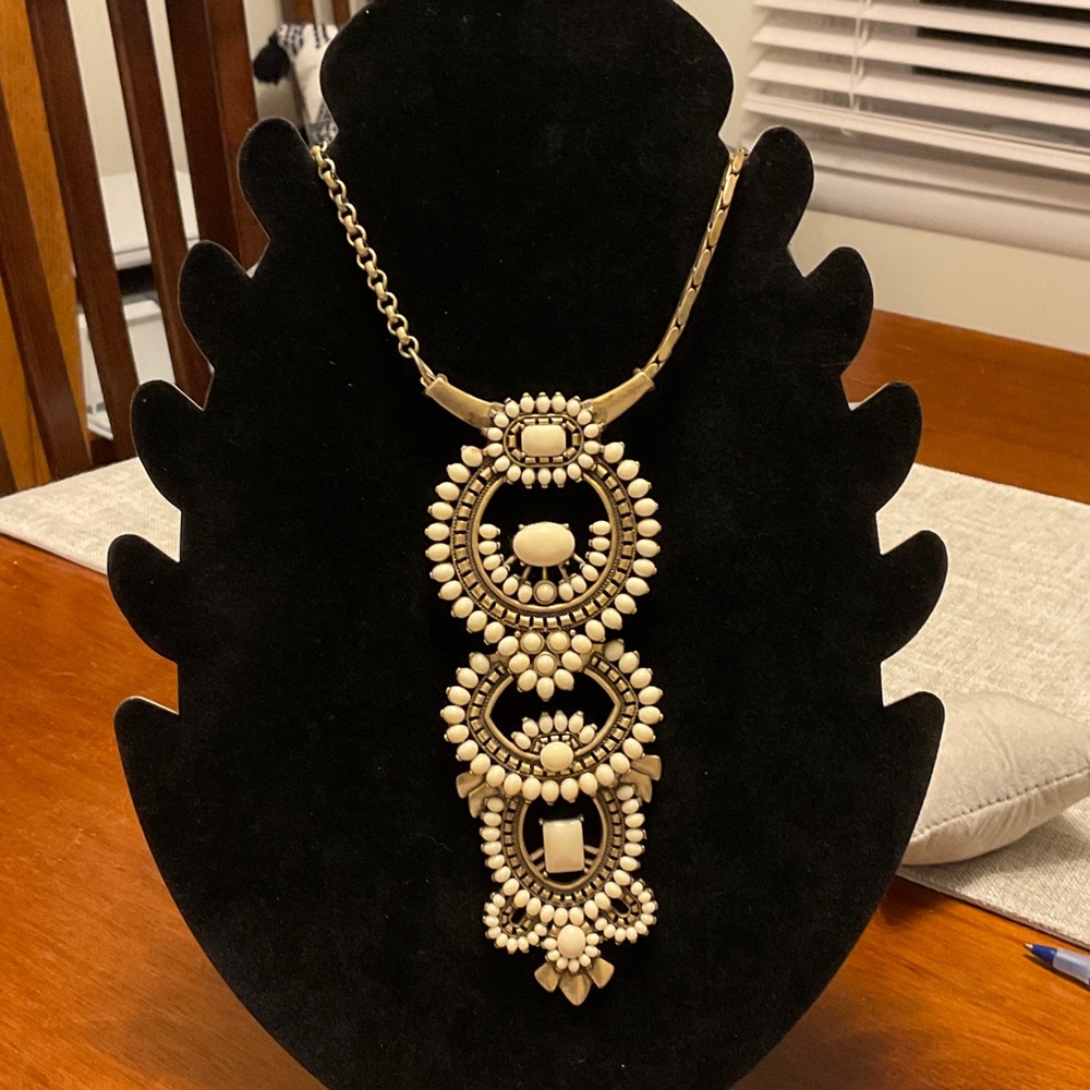 Stella and Dot Cream Pendant Statement Necklace